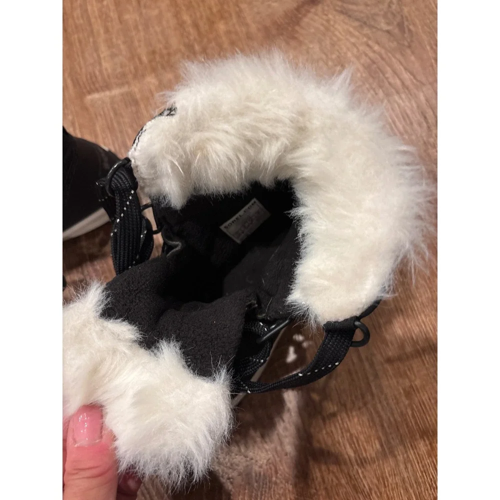 Sorel black Whitney faux fur trim winter boots toddler girls 11